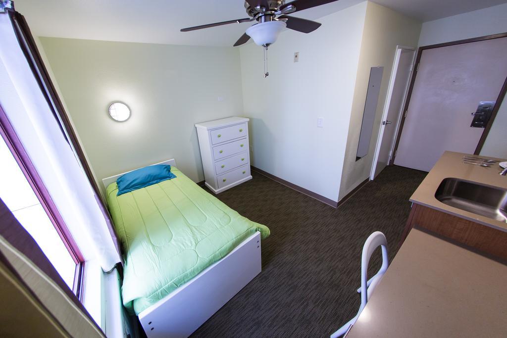 Vantaggio Suites San Diego Exteriör bild