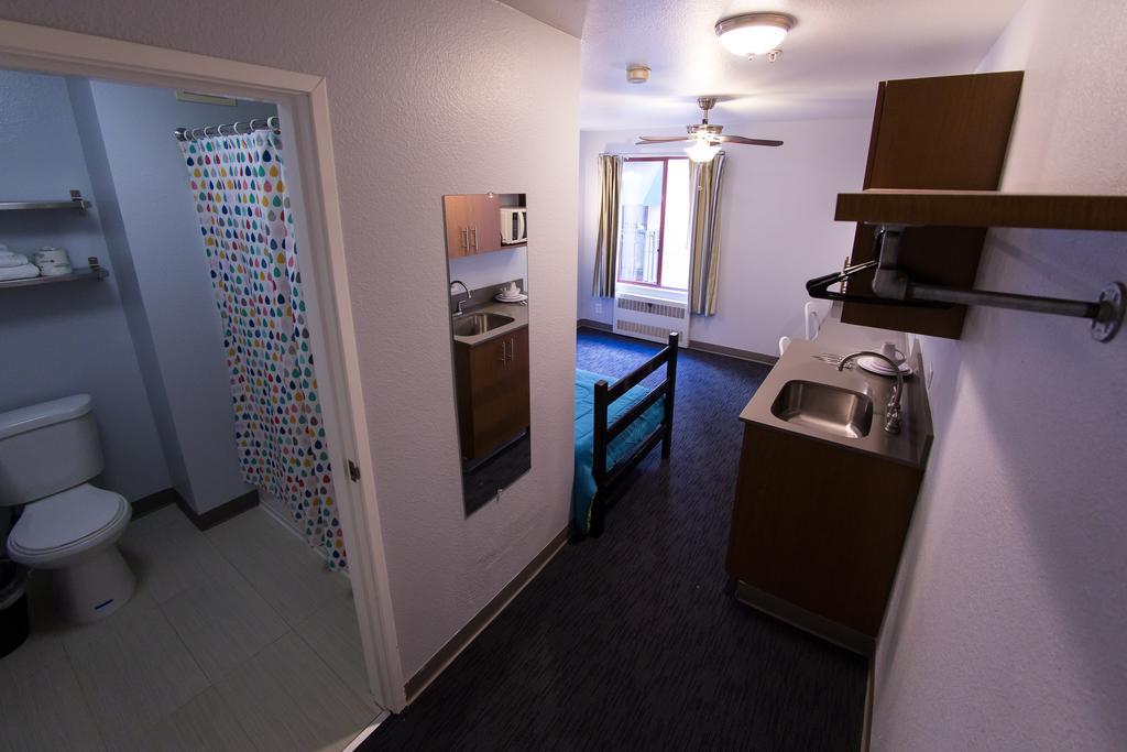 Vantaggio Suites San Diego Exteriör bild