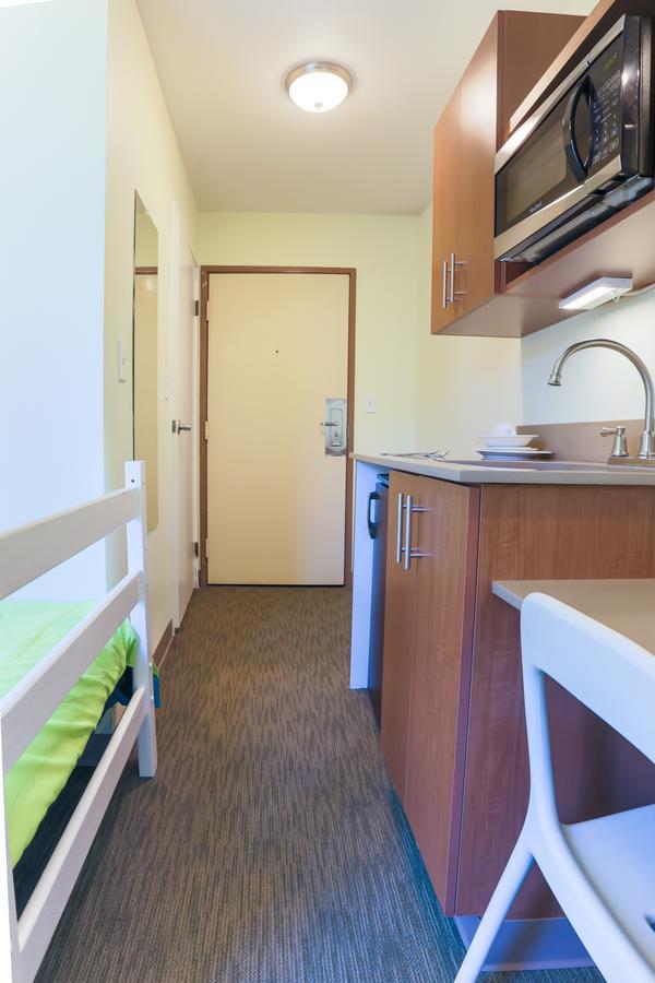 Vantaggio Suites San Diego Exteriör bild